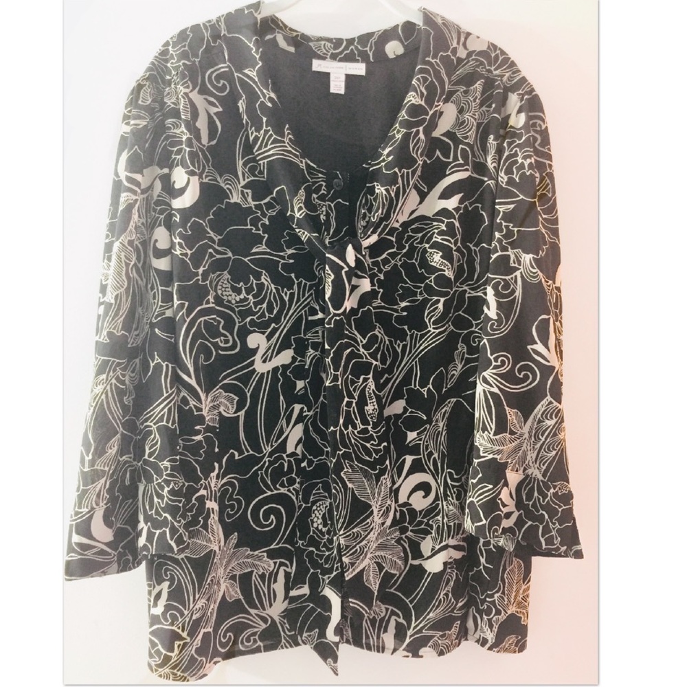 Plus Size Blouse 🖤